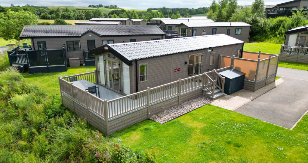 Carnaby Helmsley Lodge