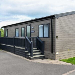 Victory Beechwood Exterior shot of lodge 1