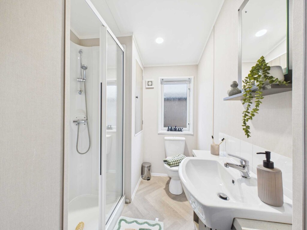 Victory Beechwood bathroom