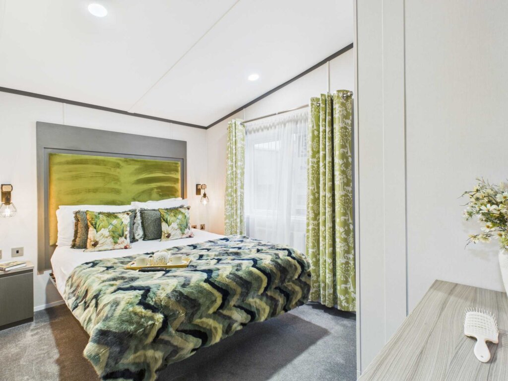 Victory Beechwood double bedroom